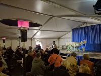 Theater im Kirmeszelt