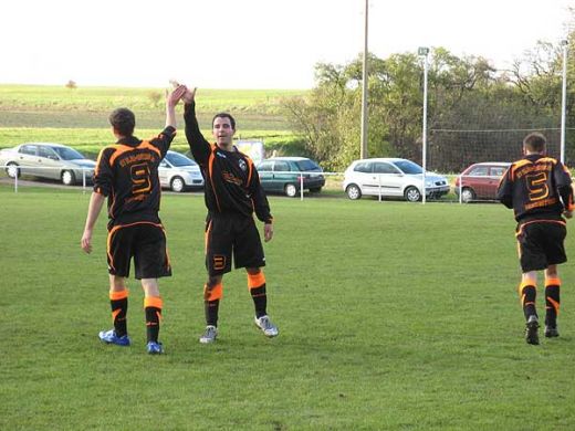 Abklatschen nach einem Treffer