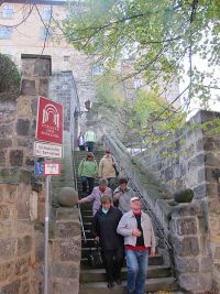 Hinunter in die Altstadt