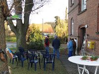 Weihnachtsbaumsetzen